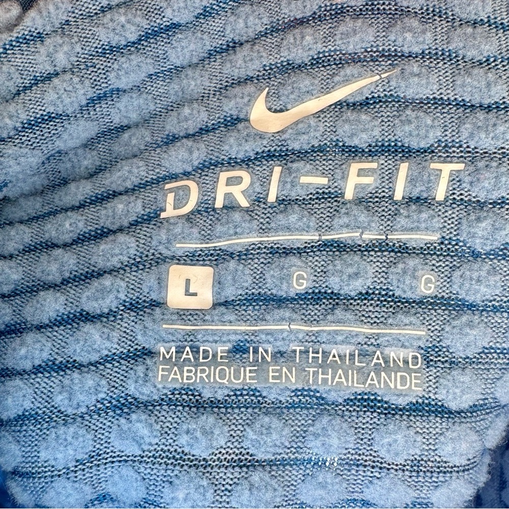 Nike 1/4 Zip pullover - Picture 6 of 9